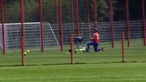 Manuel Neuer trains against a cannon