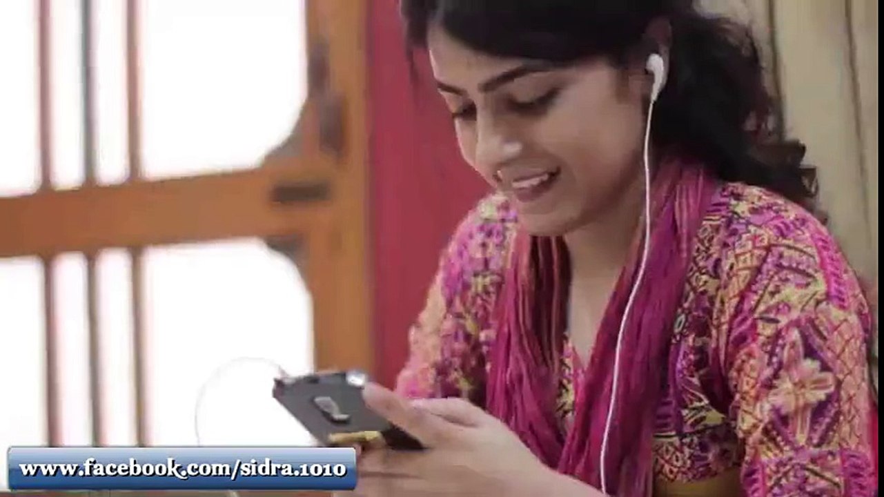 Mother and Smartphone