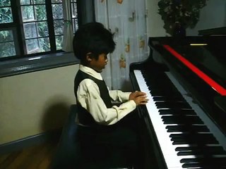 KYLE'S PIANO RECITAL (June 10'12)