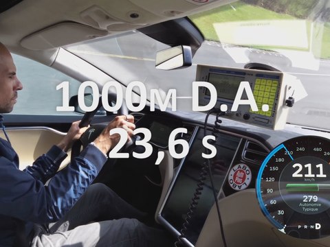 1000 m départ arrêté en Tesla Model S P85D
