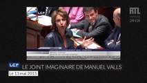 Manuel Valls fait semblant de fumer un joint