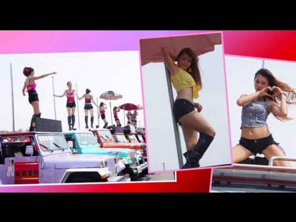 Taiwan girls pole dance to welcome sea goddess Mazu (媽祖)