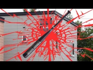 金属バットで殴り家族３人殺害