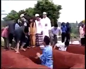 Horrible Scenes of Graveyard by tayyab