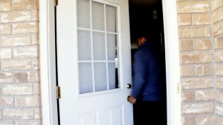 When you come home late (W kids vs. B kids) Video by Zaid Ali T funny