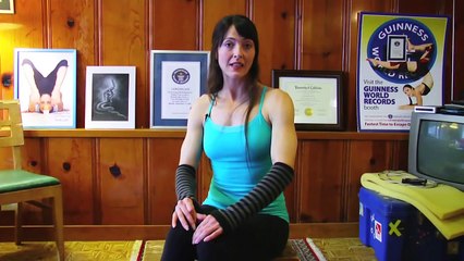 Profile of an Acrobatic Contortionist (Contortion Video)