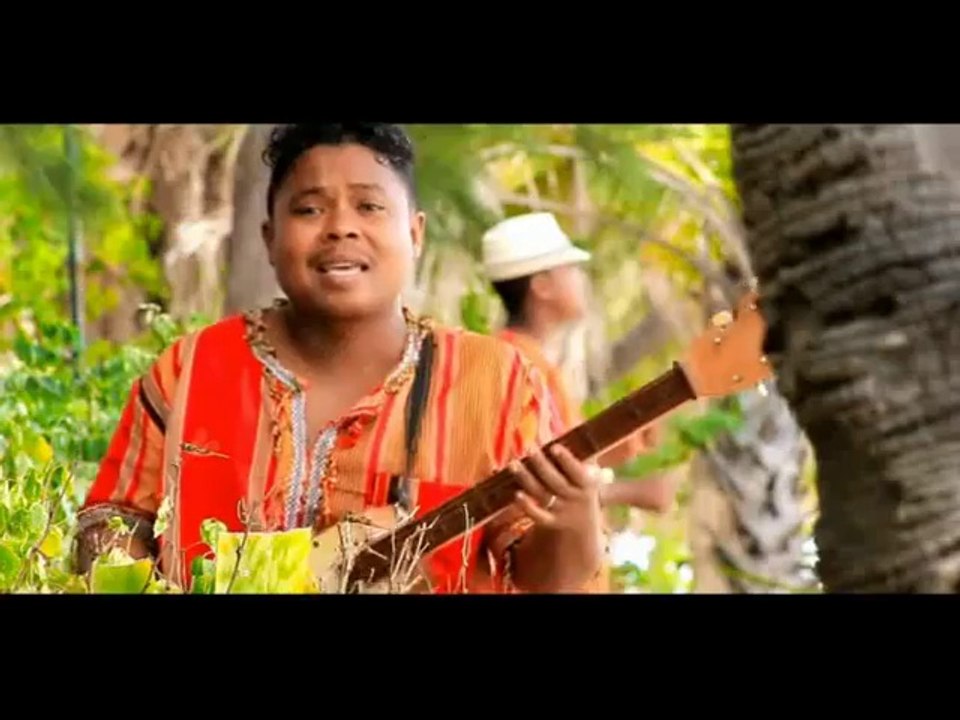 MAINTSO FANEVA  -  AKÔRY ABY  (gasy HD 2015 - malagasy)