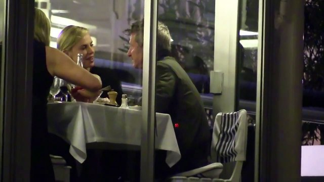 Sean Penn et Char­lize Theron, amou­reux - Festival de Cannes 2015