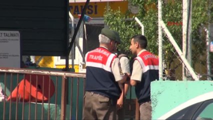 Gebze Emre Belözoğlu'nun Jandarmadan Çıkışı