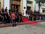 Nga Kalifornia në Tiranë, këndojnë për ta bërë botën më të mirë - Albanian Screen TV