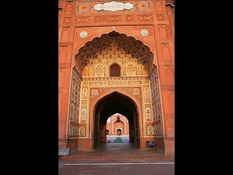 Balaghal Ula Be Kamalehi Lyrics - Sabri Brothers - Islamic Lyrics