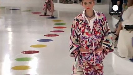 Dior ve Chanel'den yaz modası