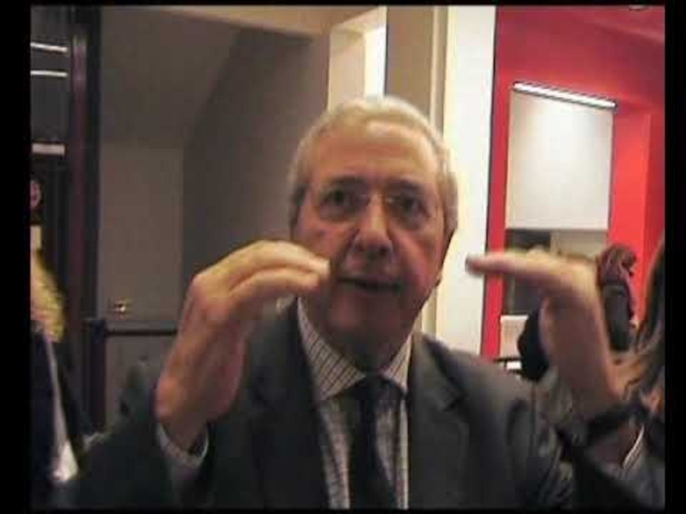 Eric Besson à Sciences Po - lancement du réseau "Egalité Ile-de-France"