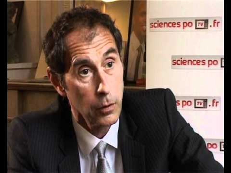 Richard Descoings sur les suppressions de postes dans l'éducation nationale et sur 2012