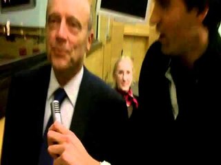 Alain Juppé, palme d'or de la langue de bois sur le remaniement