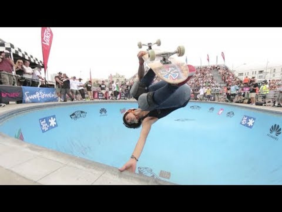 Bowlarama - Roll in -  Lizzie Armanto Is The Fu...