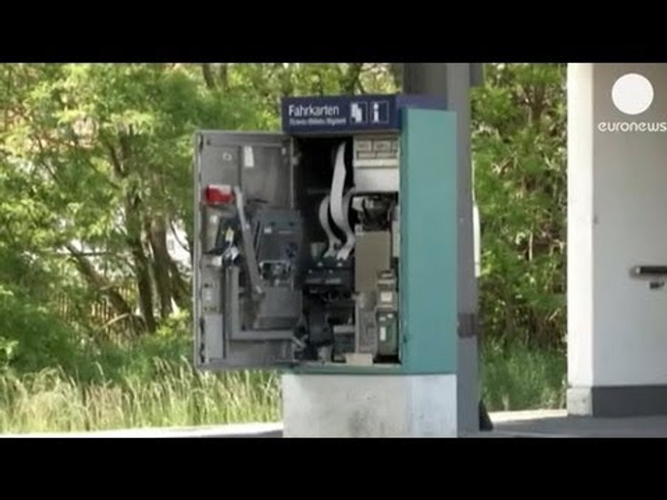 German police warn over exploding ticket machines