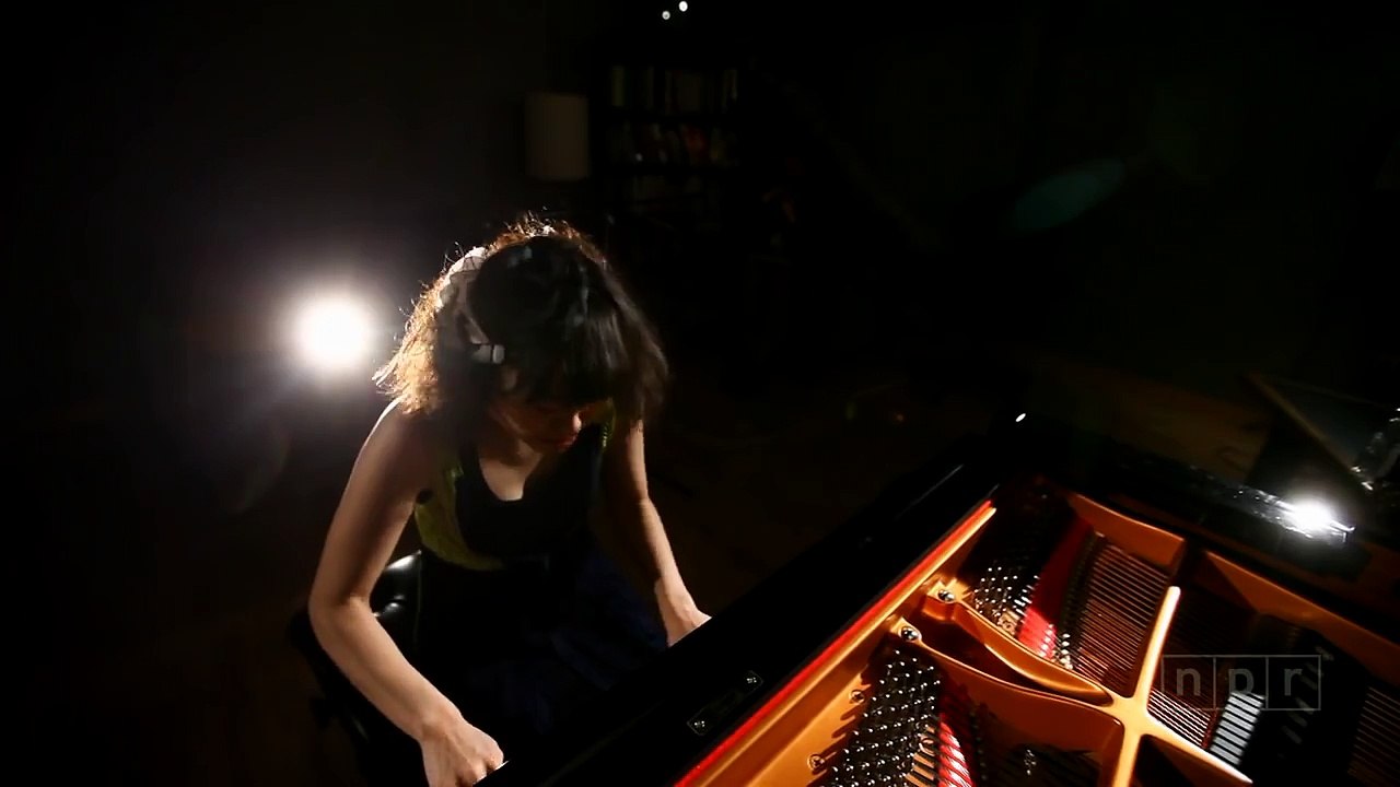 Hiromi in Studio 4B