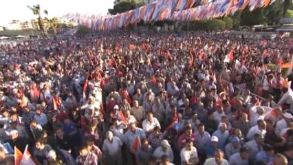 Davutoğlu: "Demirtaş'tan Bir Barış Adamı Çıkarmaya Kalkışırlar"