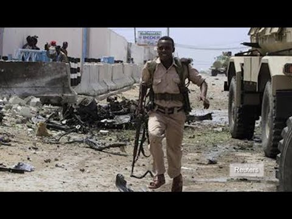 Somali militants storm UN compound, 22 dead