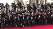 Tapete vermelho reúne curiosos em Cannes