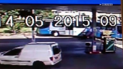Grávida morre ao ser atropelada por um ônibus