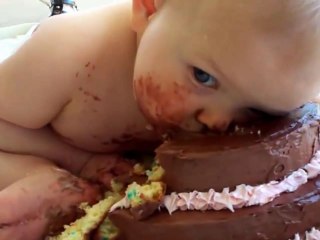 Первый День Рождения