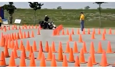 L'incroyable test de la police. A voir absolument.