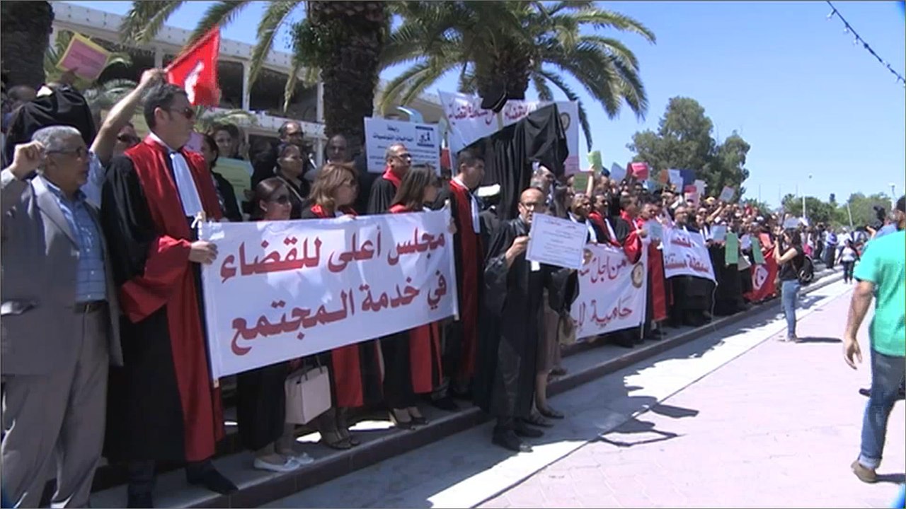 جدل تونسي حول مشروع قانون بشأن القضاء