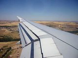 Aterrizaje en el aeropuerto de Barajas (Madrid) Iberia A321-200