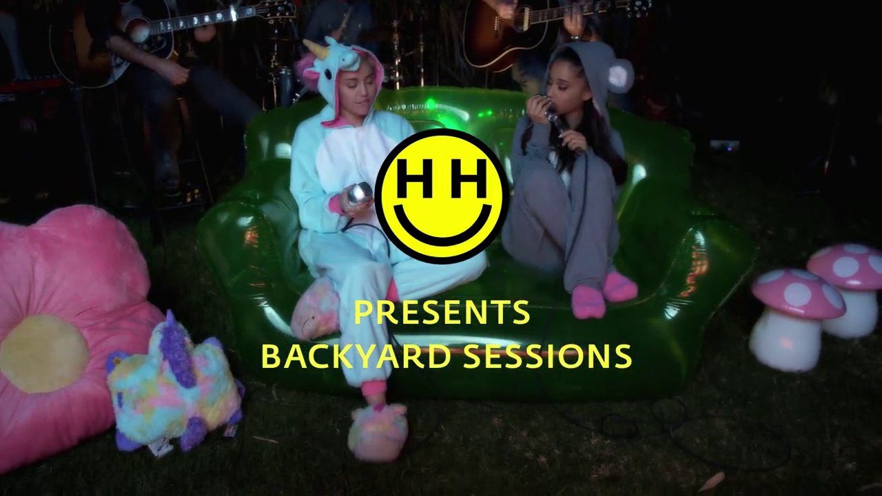 Miley Cyrus e Ariana Grande