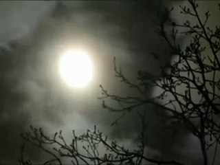 La Lune avec Erik Satie - Gnossienne 1.