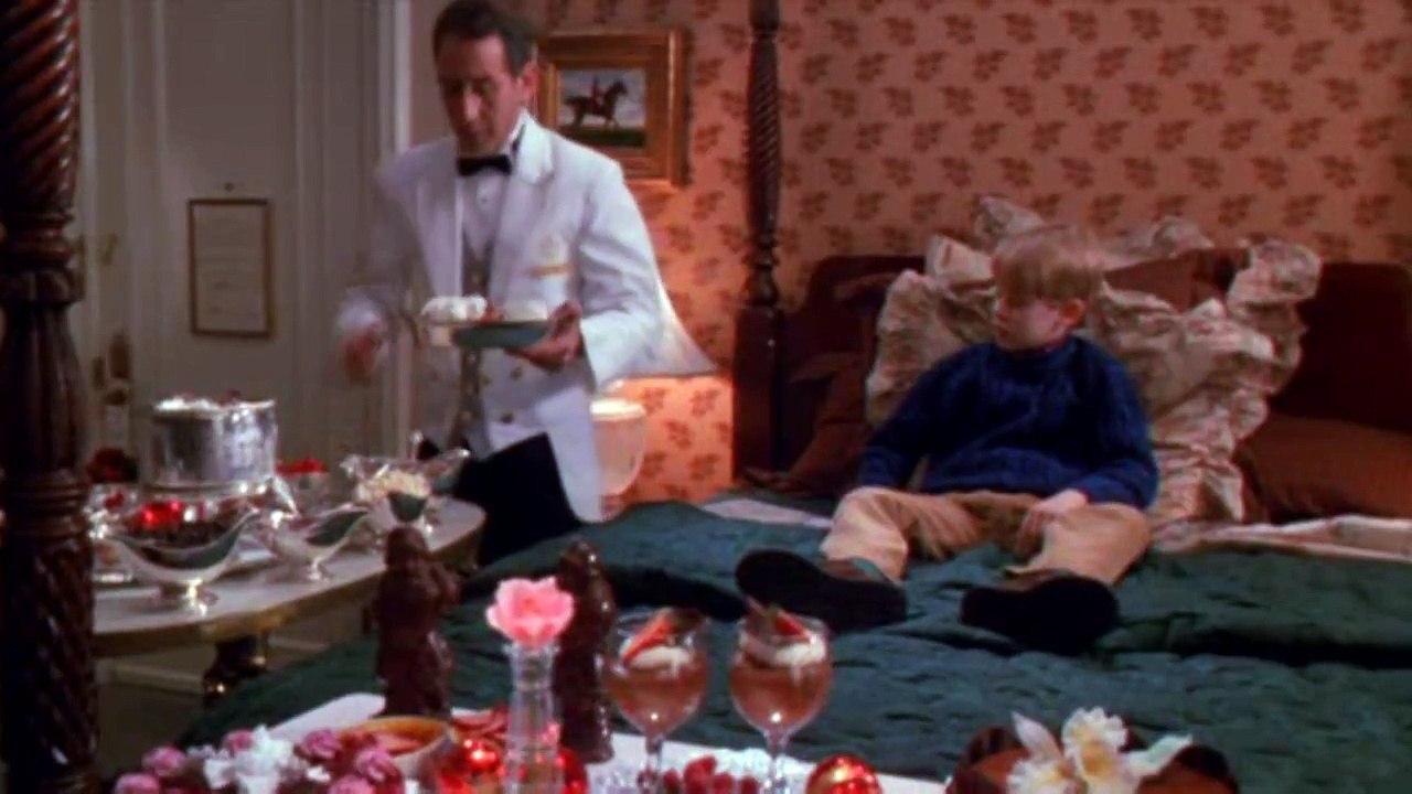 Angels With Even Filthier Souls - Home Alone - Girl Gets Wasted