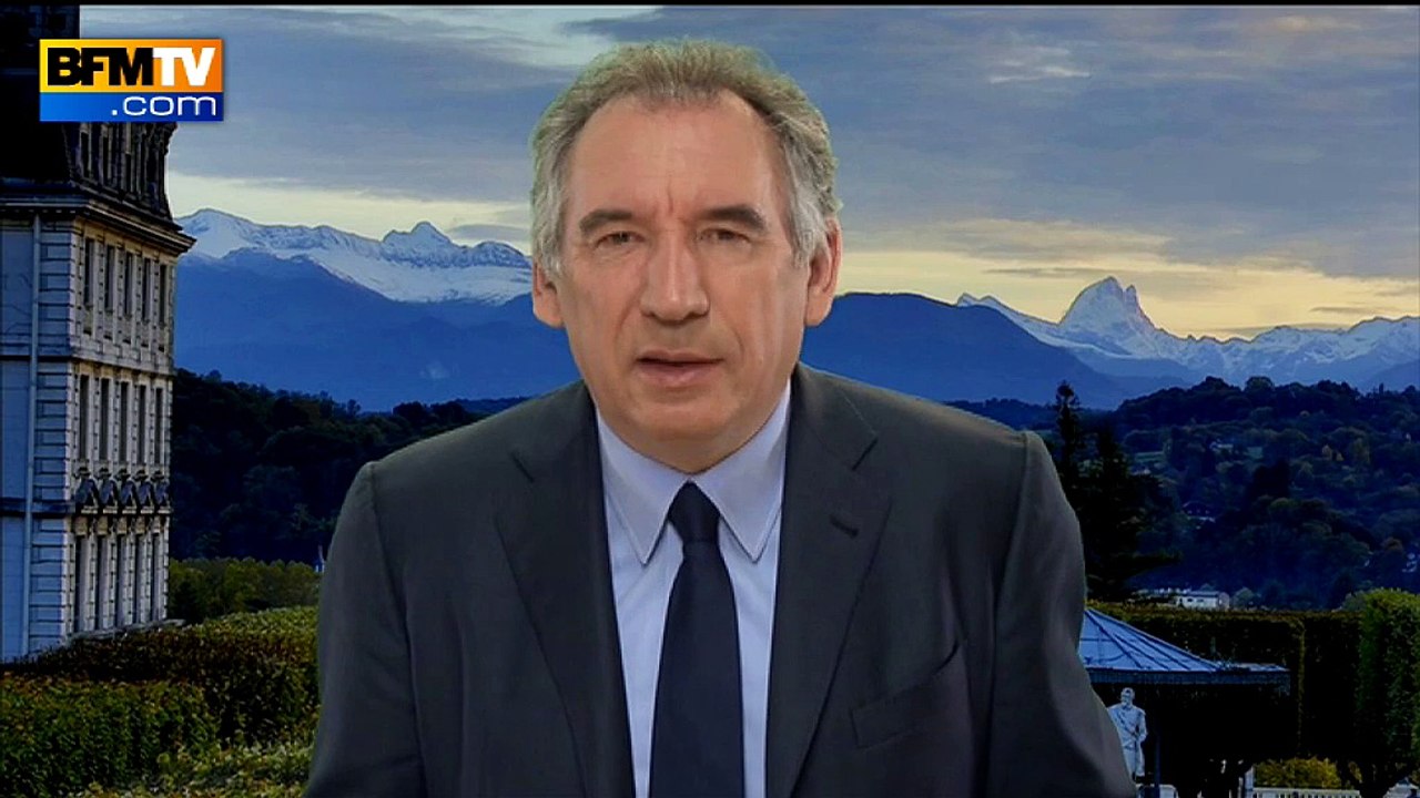 Attouchements suspectés dans un collège: Bayrou veut interdire les portables à l’école