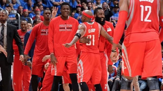 Rockets Stun Clippers, Cavs Advance