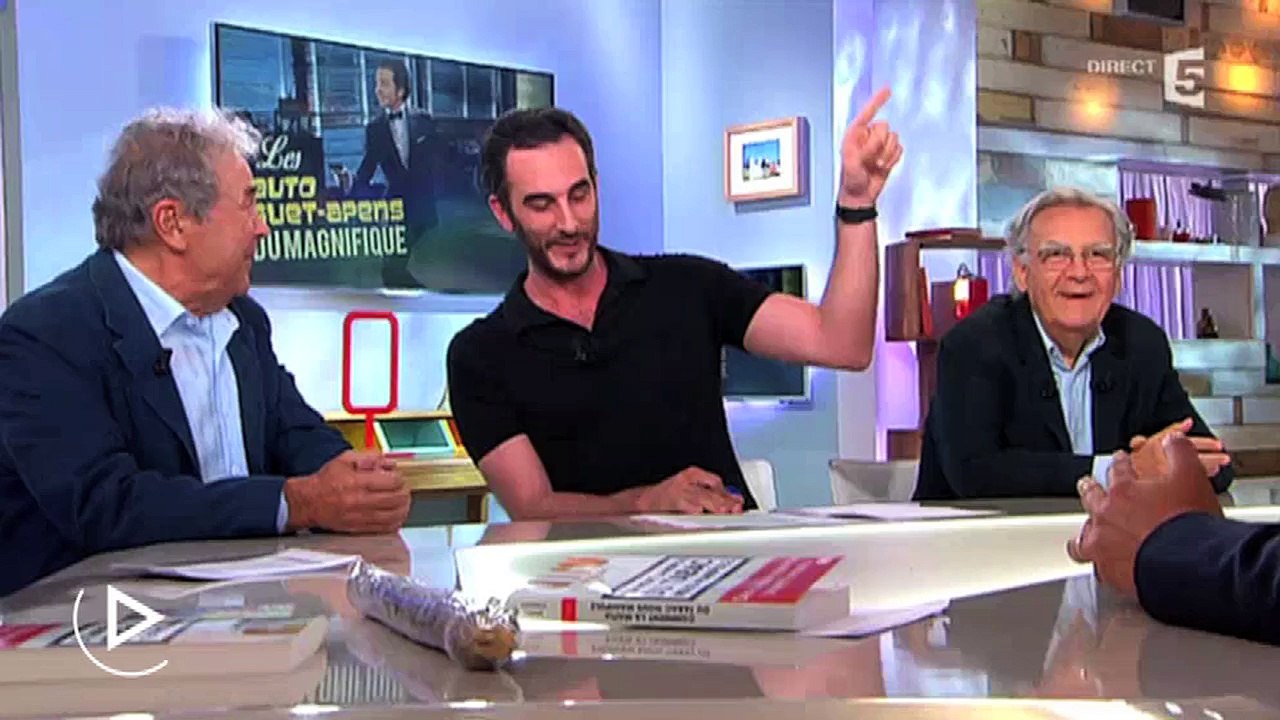 Patrick Cohen à propos de Yann Moix : "Il est dingue !"