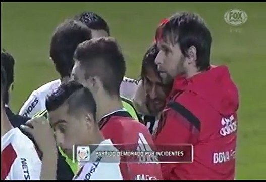 Boca Juniors: Hinchas usan drone para burlarse de River Plate