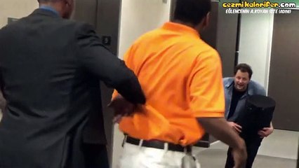 Asansörde İkiye Bölünen Adam Şakası