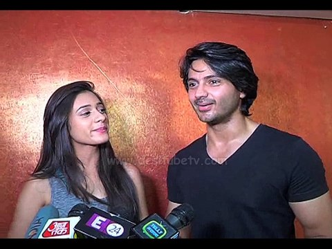 Tere Sheher Mein Fame Hiba Nawab & Dhruv Talks About Their Act In Star Parivaar Awards