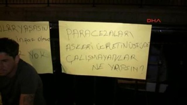 Marmaris Gece Yarısı Tek Kişilik 'Taahhüt Mağduru' Eylemi