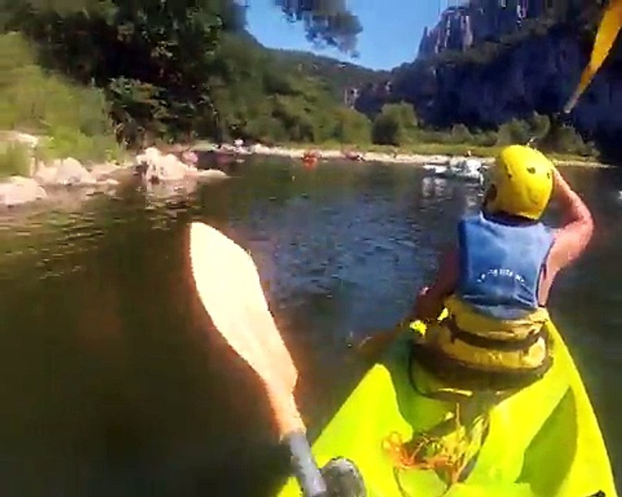 Kayak Ardèche (J't'aime comme un fou)