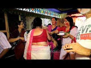 Bipasha Basu's (Bollywood actress) mom in Kolkata sindur khela: Durga puja