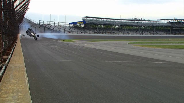 Indycar Indy500 2015 Practice Newgarden Huge Crash