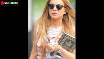 After Embraced Islam Hollywood Actress Lindsay Lohan Carrying Holy Quran Watch Her Latest Picture