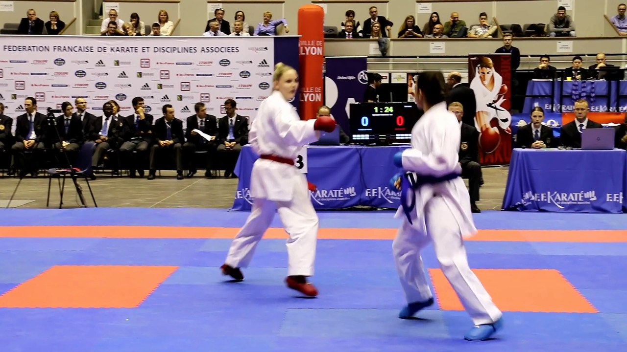 Finale -68kg : A.Agier / I.Hassouni - Championnats de France Karaté 2015