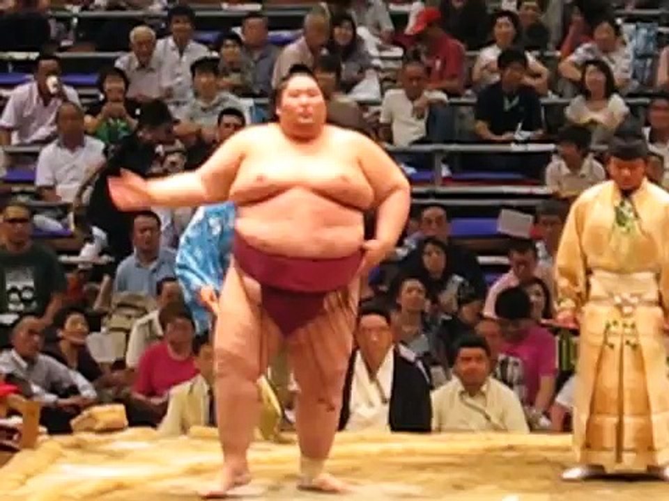 best sumo match ever - nagoya - 21.07.2010