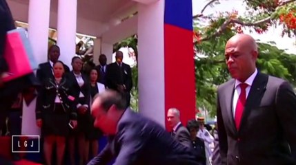 La chute de François Hollande - ZAPPING ACTU DU 15/05/2015