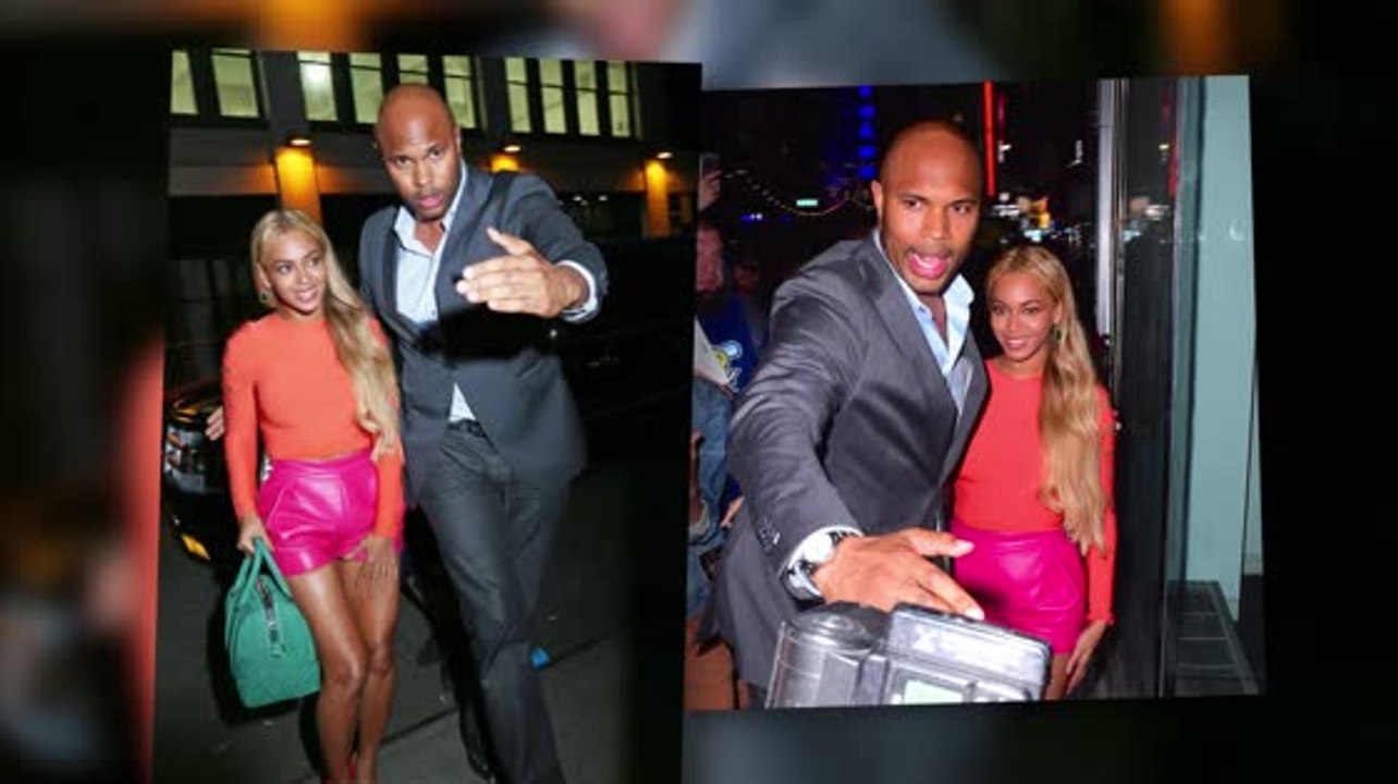 Boldly Dressed Beyoncé Causes Chaos As Fans Freak Out