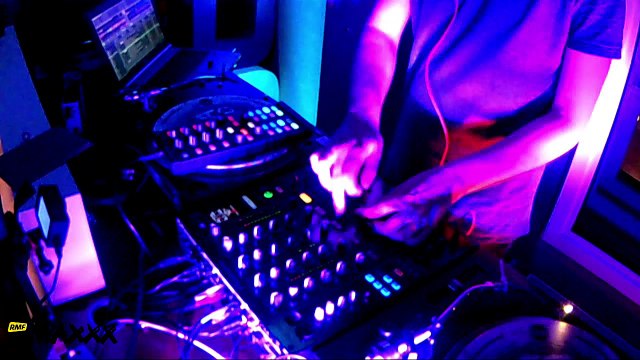 TOM45 Klub FM / RMF Maxxx dj set Deep Sesje