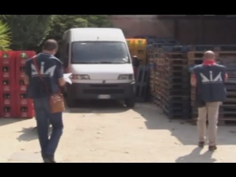 Caserta - Camorra, confiscati beni per 5 milioni ai fratelli Roma (12.05.15)